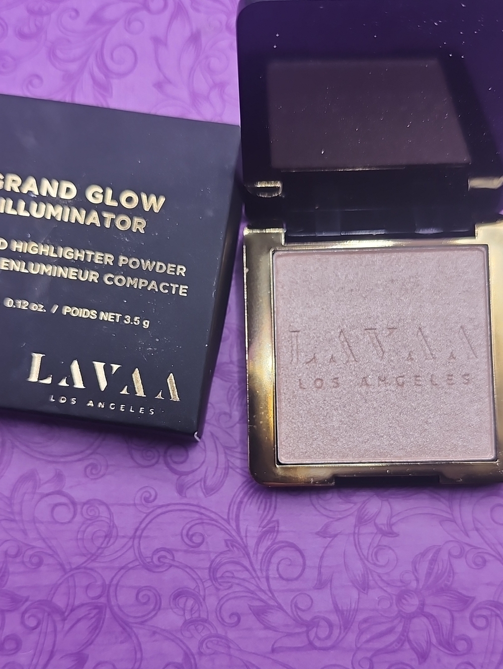 LAVAA beauty Illuminator NIB